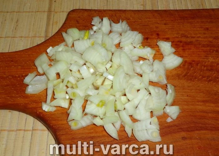 Зелені щі в мультиварці