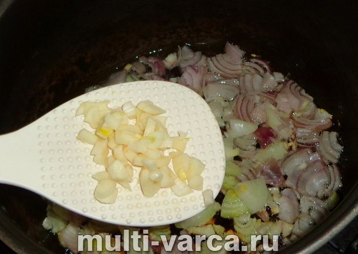 Бефстроганов із печінки в мультиварці