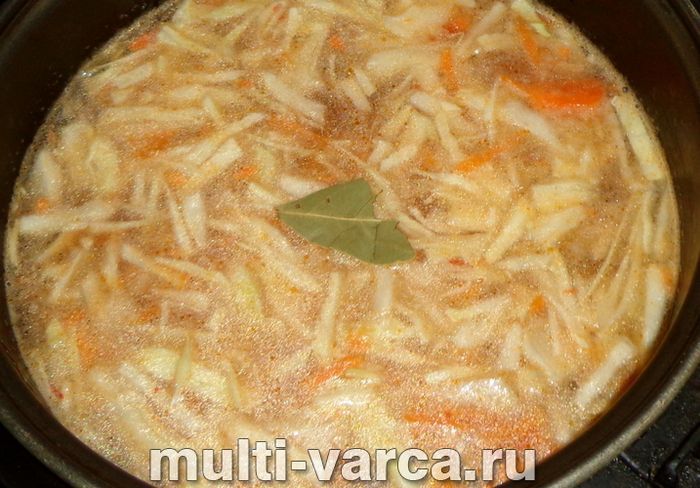 Борщ з індичкою в мультиварці