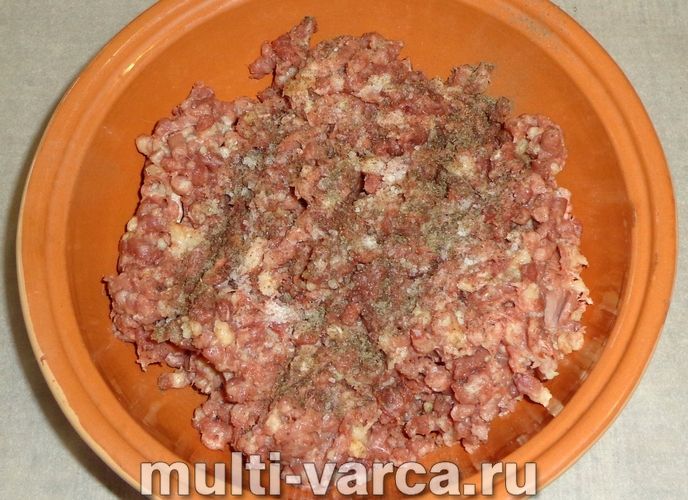 Цвітна капуста з фаршем у мультиварці