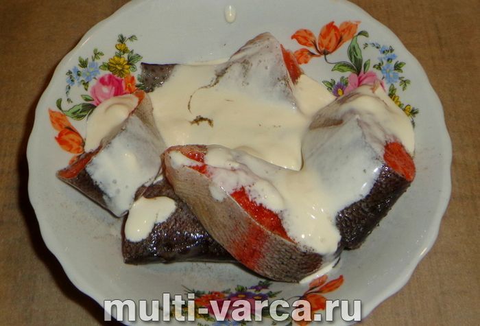 Форель у сметані в мультиварці