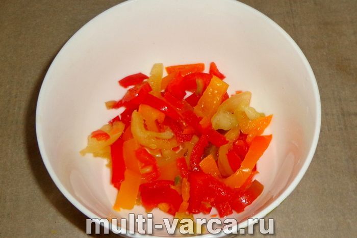 Форель з овочами в мультиварці