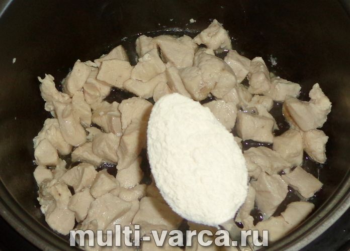 Фрикасе з курки в мультиварці