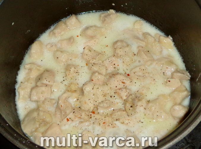 Фрикасе з курки в мультиварці