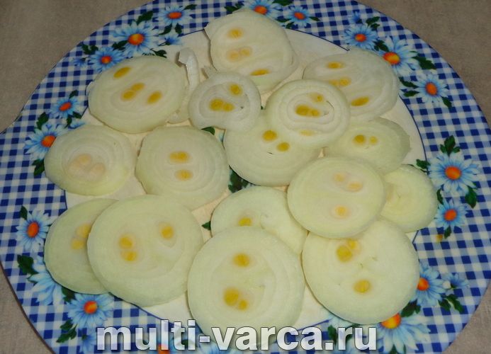 Картопляна запіканка з куркою в мультиварці