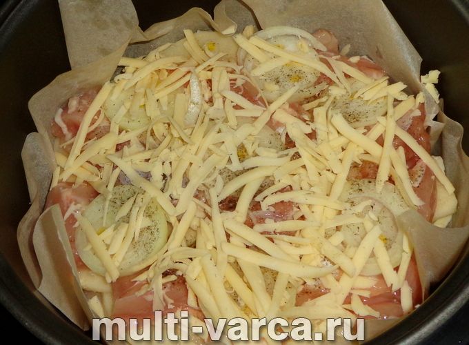 Картопляна запіканка з куркою в мультиварці