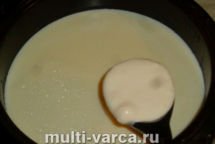 Кисле молоко в мультиварці