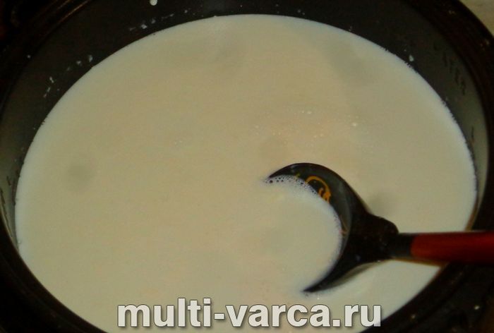 Кисле молоко в мультиварці