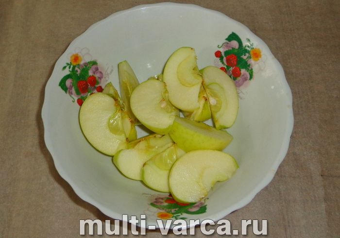 Компот із яблук і малини на зиму