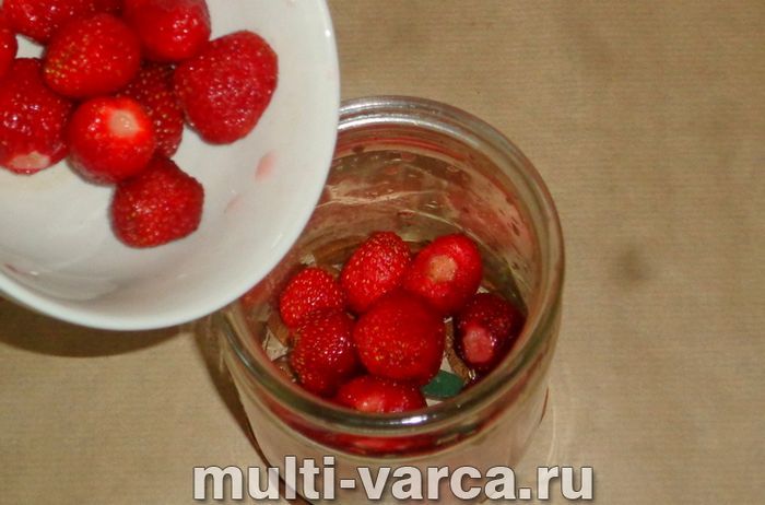 Компот із полуниці без цукру