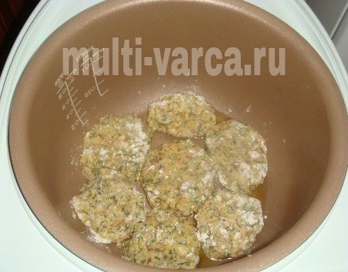 Котлети з червоної риби в мультиварці