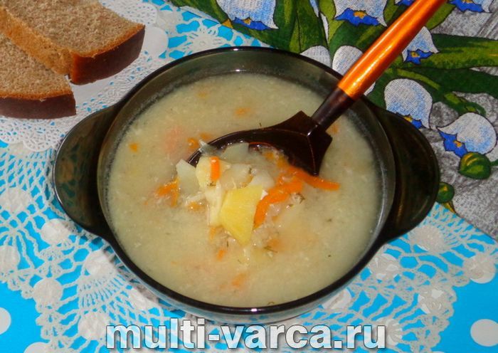Курячий суп із яйцем