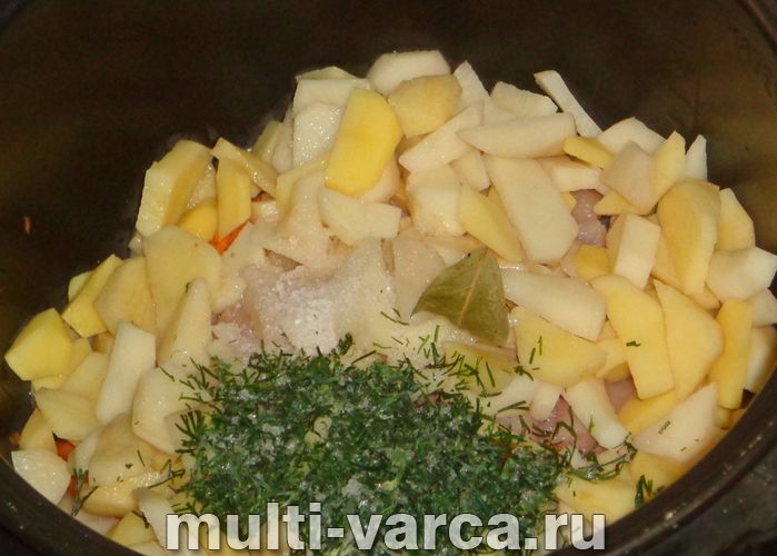Курячий суп із яйцем