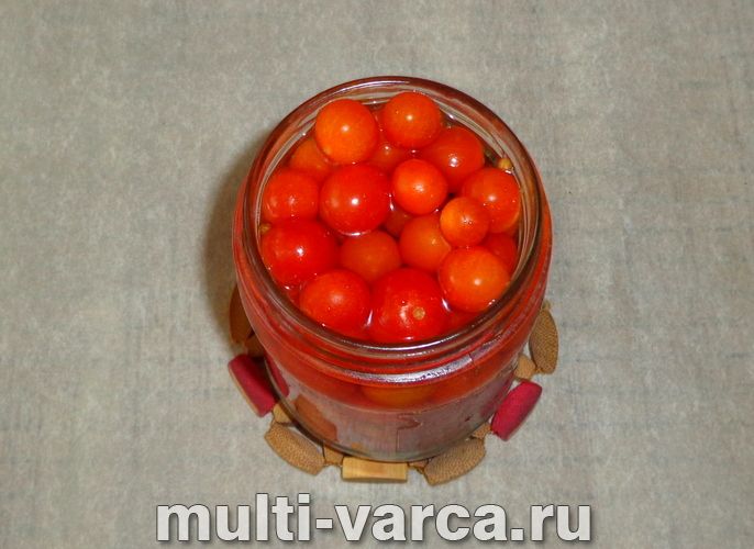 Мариновані помідори чері на зиму