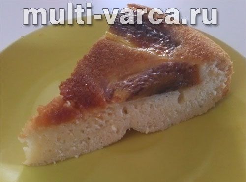 Медовий пиріг із хурмою