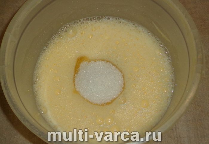 Морквяний кекс із волоськими горіхами в мультиварці