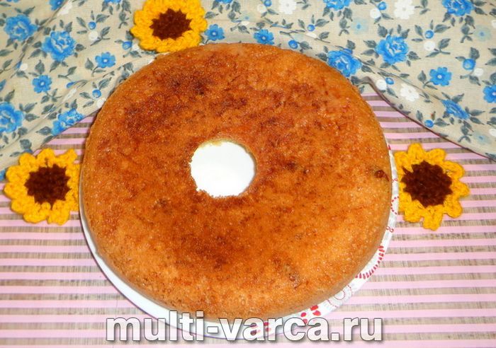Морквяний кекс із волоськими горіхами в мультиварці