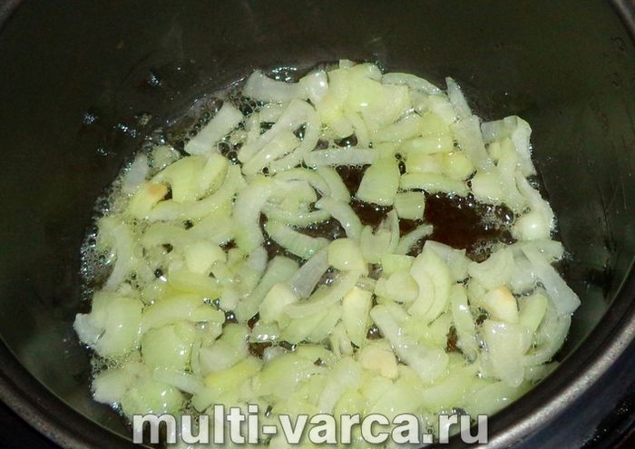 Овочеве рагу з куркою та гарбузом у мультиварці