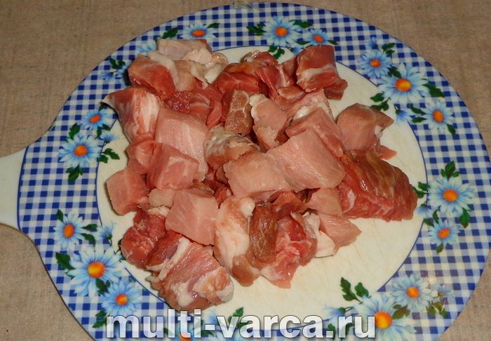 Перловка з м'ясом та овочами в мультиварці