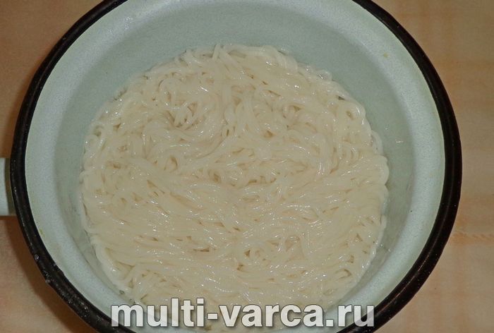 Рисова локшина в мультиварці