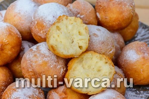 Сирні пончики у фритюрі