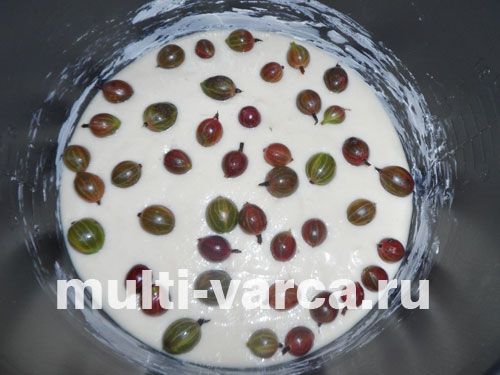 Смачний пиріг із аґрусом