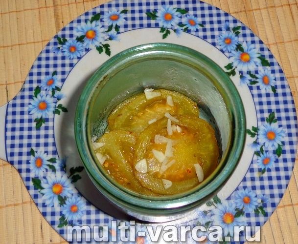 Смажені зелені помідори з часником на зиму на зиму