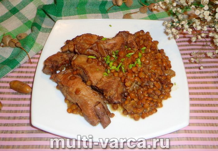 Сочевиця з реберцями в мультиварці