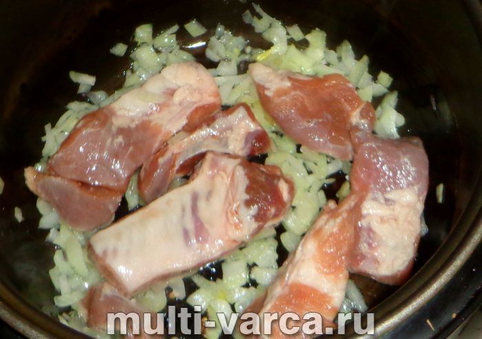 Сочевиця з реберцями в мультиварці