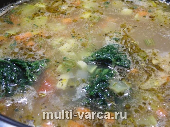 Суп із булгуром, фрикадельками та овочами
