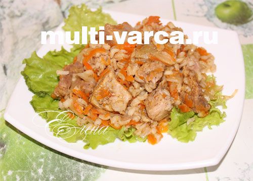 Свинина з перловкою в мультиварці