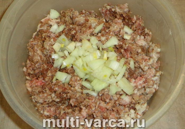 Тефтелі з перловкою в мультиварці