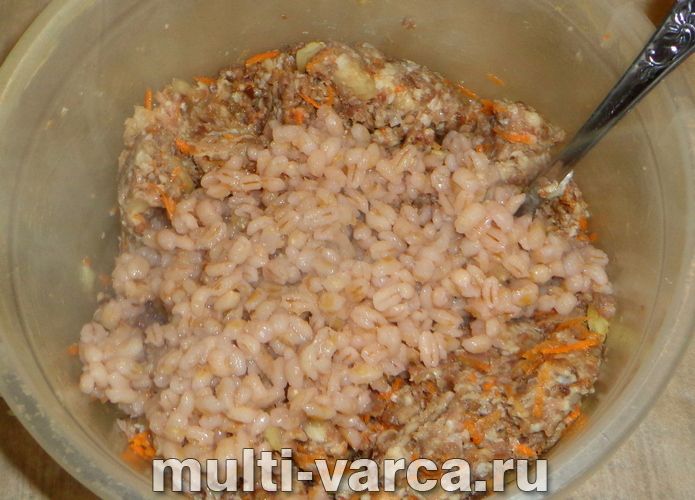 Тефтелі з перловкою в мультиварці