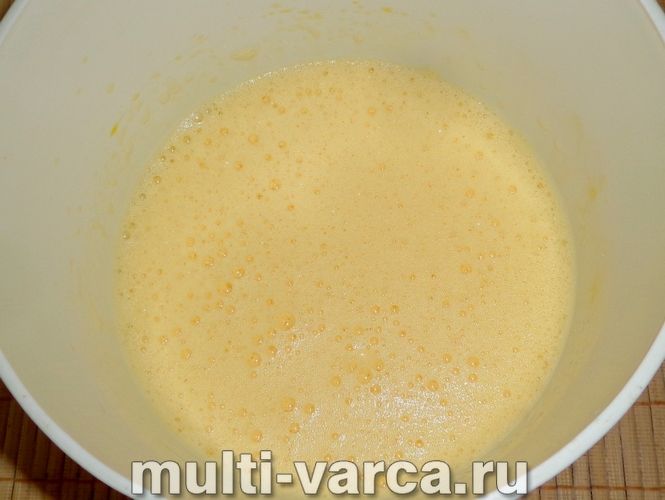 Торт на кефірі в мультиварці