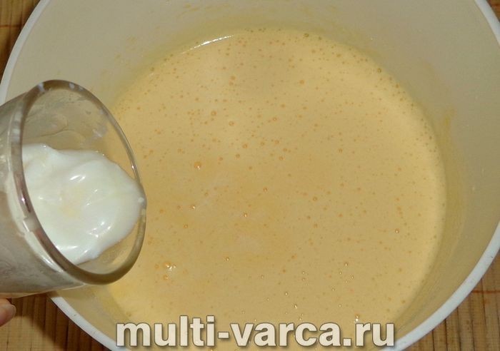 Торт на кефірі в мультиварці