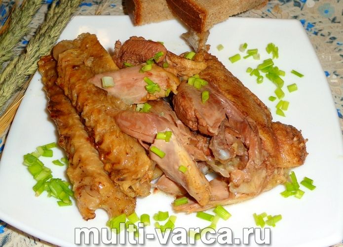 Тушонка з качки в мультиварці
