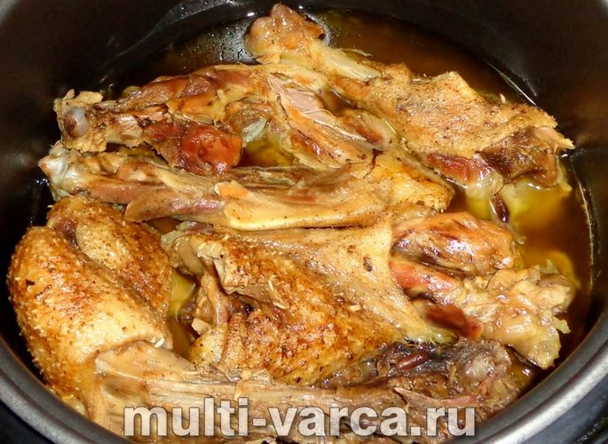 Тушонка з качки в мультиварці