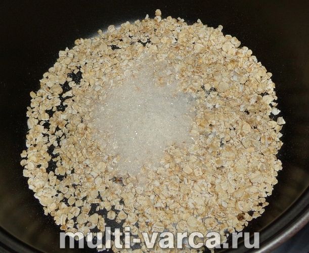 Вівсяна каша з гарбузом у мультиварці