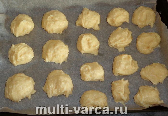 Закусочні профітролі зі шпротами
