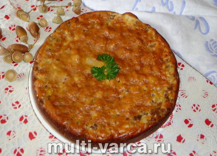 Заливний пиріг із фаршем у мультиварці