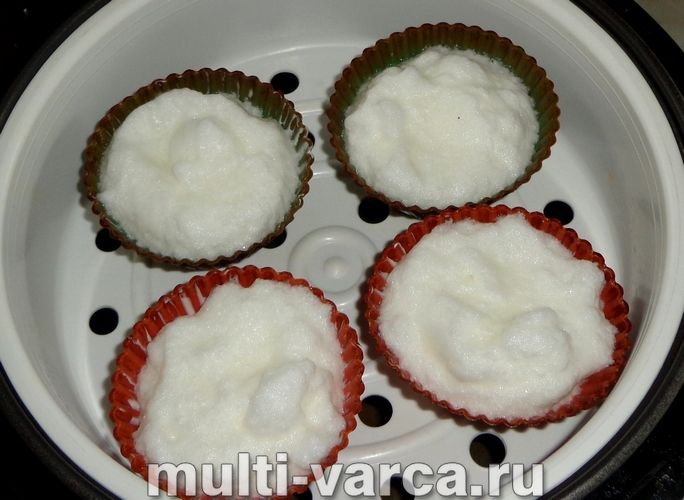 Білковий омлет на пару