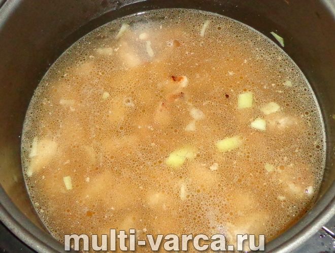 Булгур зі свининою в мультиварці