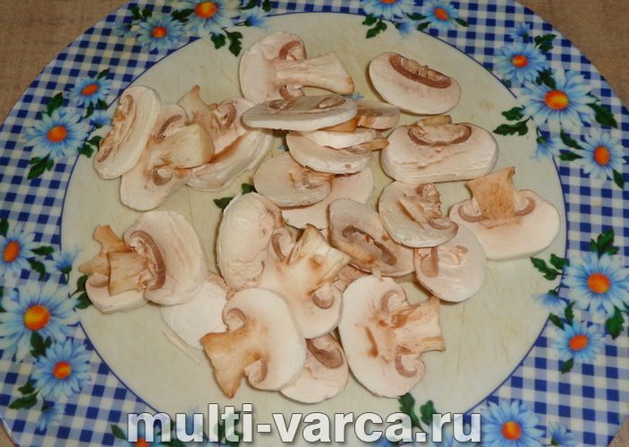 Гречка з грибами та куркою в мультиварці