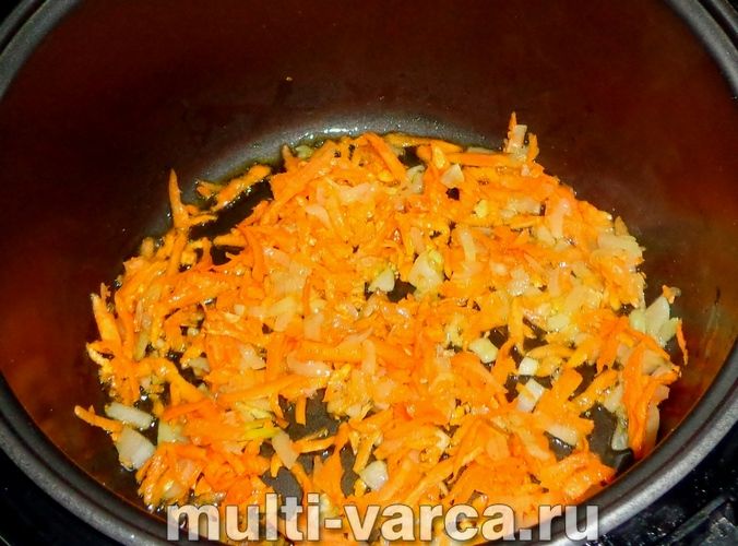Гречка з ковбасою в мультиварці