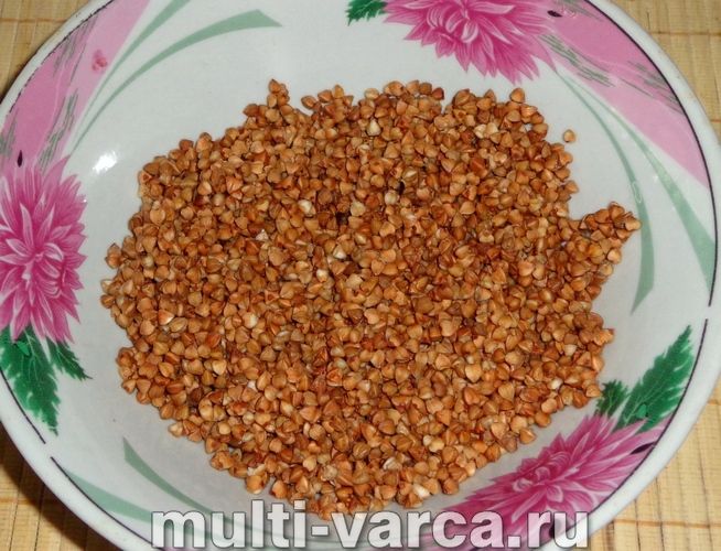 Гречка з ковбасою в мультиварці