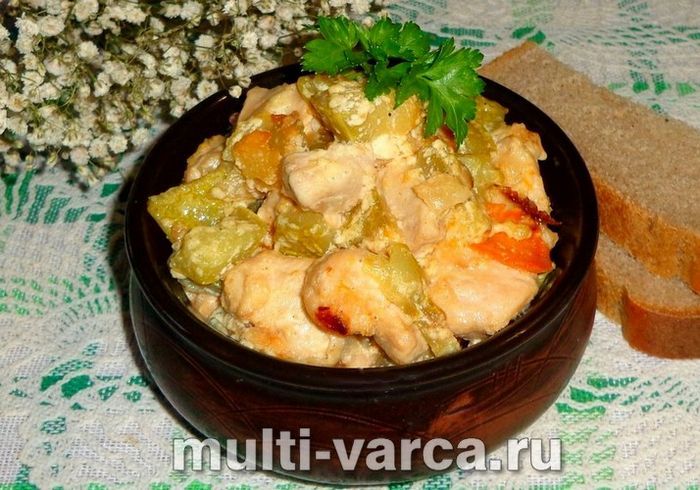 Грудка з кабачками в мультиварці