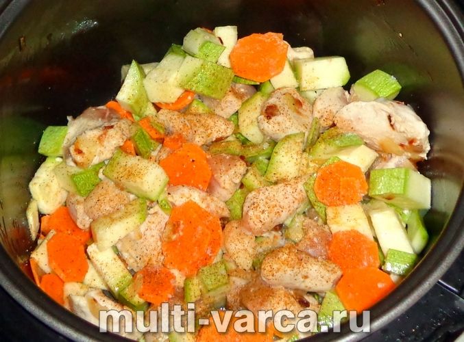 Грудка з кабачками в мультиварці