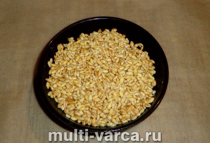 Грудка з перловкою в мультиварці
