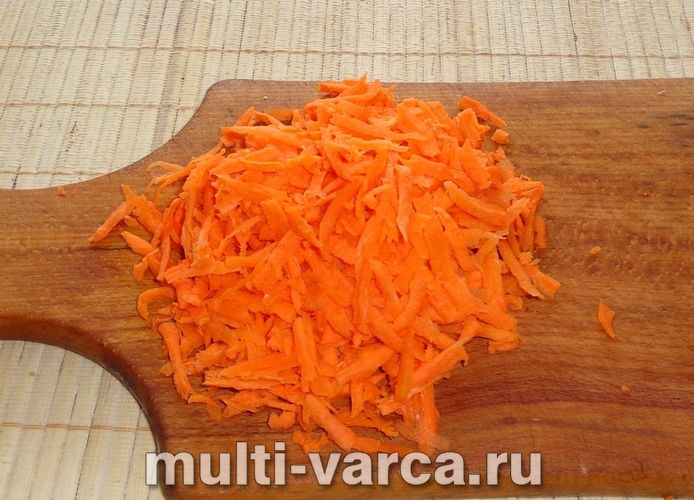 Гуляш з індички в мультиварці