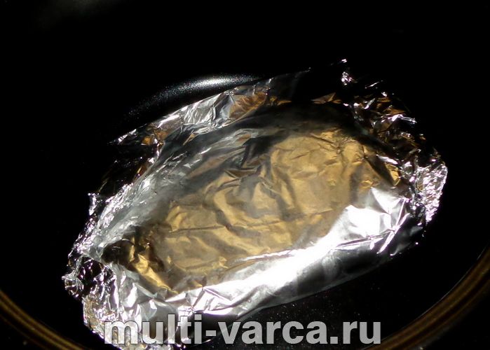 Індичка у фользі в мультиварці